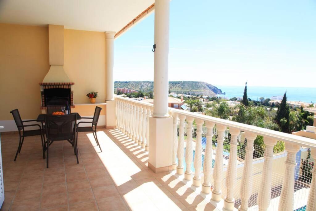 Vila G, Mira Luz Buitenkant foto